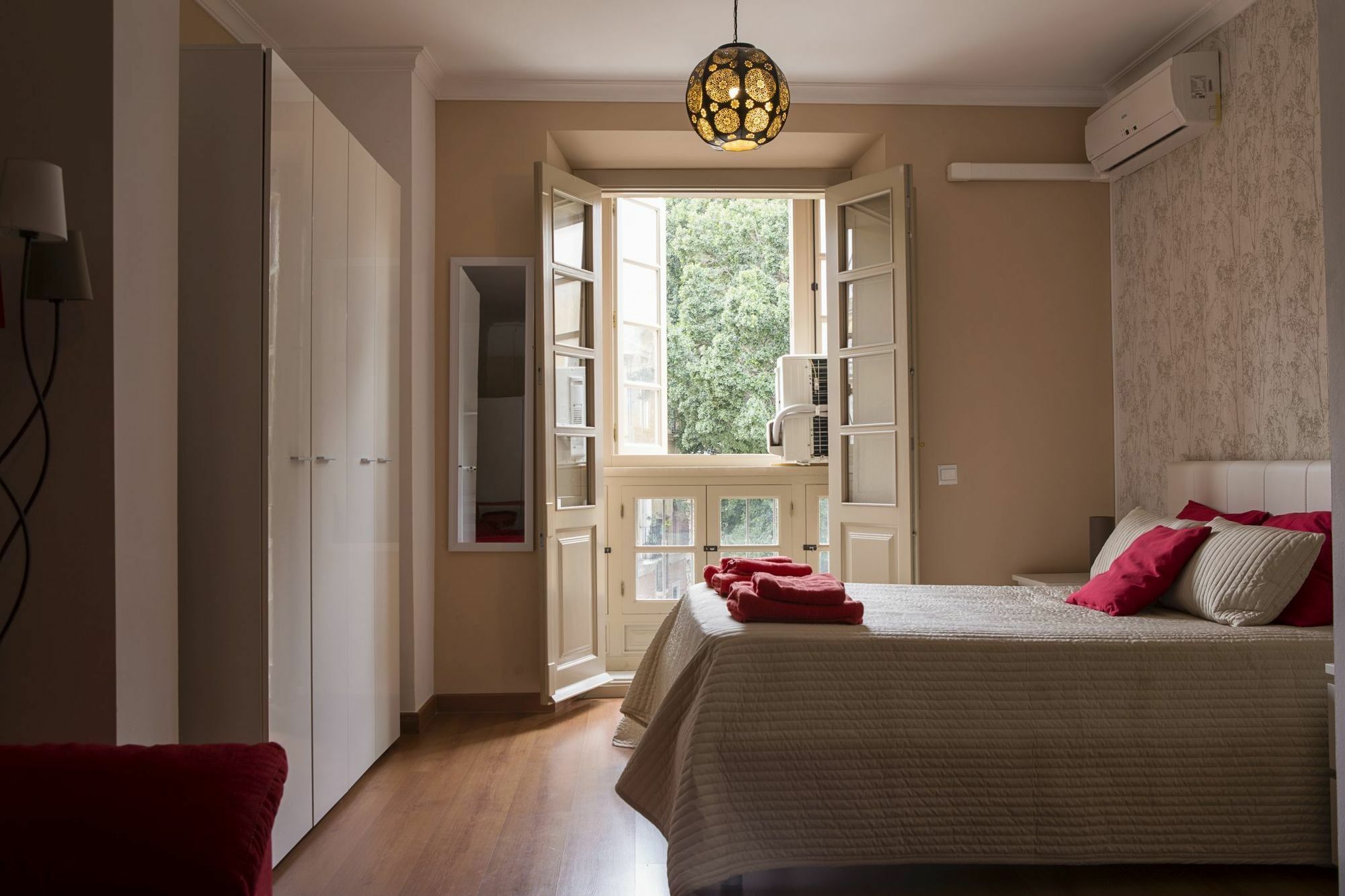 Suncity Loft Carreteria Малага Екстериор снимка